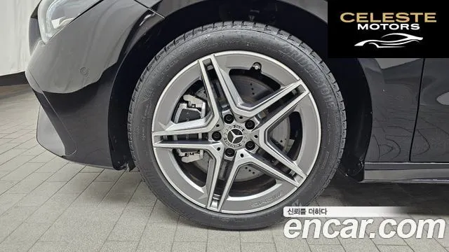 MERCEDES BENZ CLA-Classe C118 CLA250 4MATIC 2025 — photo 5 sur 20