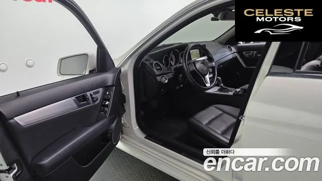 MERCEDES BENZ C-Classe W204 C200 CGI Avantgarde 2012 — photo 10 sur 20