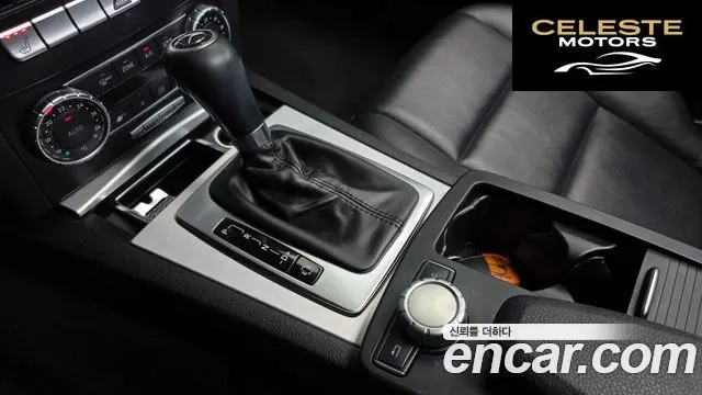MERCEDES BENZ C-Classe W204 C200 CGI Avantgarde 2012 — photo 9 sur 20