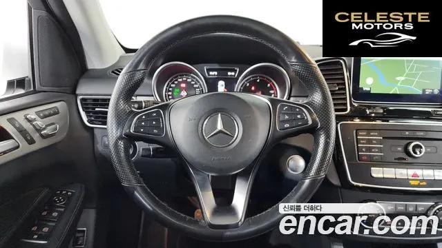 MERCEDES BENZ GLE-Classe W166 GLE350 d 4MATIC 2018 — photo 13 sur 20