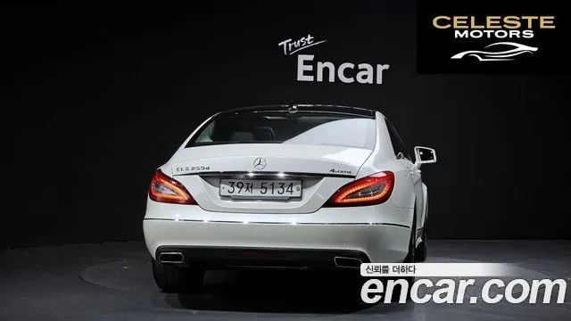 MERCEDES BENZ CLS-Classe W218 CLS250 d 4MATIC 2016 — photo 4 sur 26