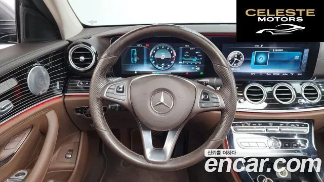 MERCEDES BENZ E-Classe W213 E400 4MATIC Exclusive 2017 — photo 13 sur 20