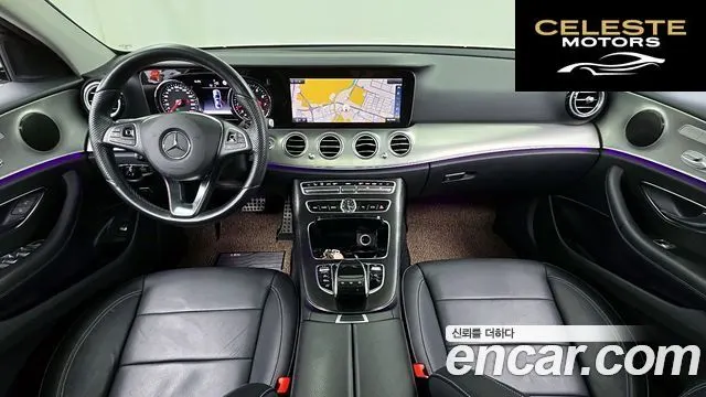 MERCEDES BENZ E-Classe W213 E200 Avantgarde 2017 — photo 24 sur 26