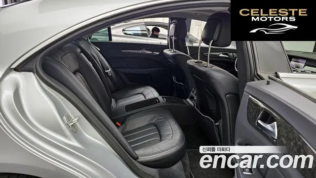 MERCEDES BENZ CLS-Classe W218 CLS350 2014 — photo 12 sur 20