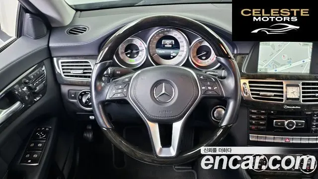 MERCEDES BENZ CLS-Classe W218 CLS350 2014 — photo 13 sur 20
