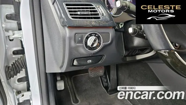 MERCEDES BENZ CLS-Classe W218 CLS350 2014 — photo 16 sur 20