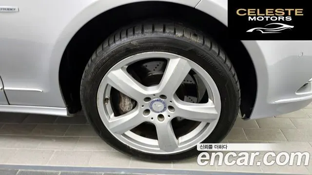 MERCEDES BENZ CLS-Classe W218 CLS350 2014 — photo 5 sur 20