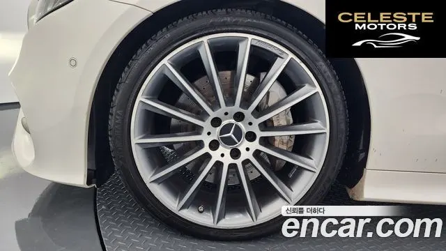 MERCEDES BENZ E-Classe W213 E450 4MATIC Coupé 2019 — photo 5 sur 20