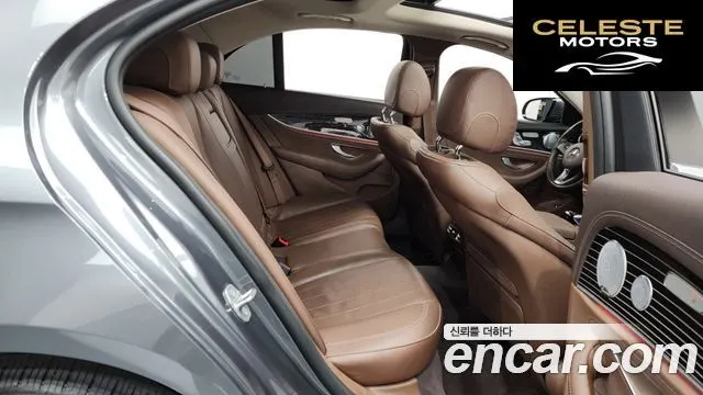 MERCEDES BENZ E-Classe W213 E400 4MATIC Exclusive 2017 — photo 12 sur 20