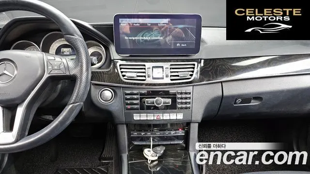 MERCEDES BENZ E-Classe W212 E220 CDI Avantgarde 2014 — photo 14 sur 20