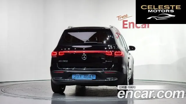 MERCEDES BENZ EQB X243 EQB300 4MATIC 2024 — photo 4 sur 20