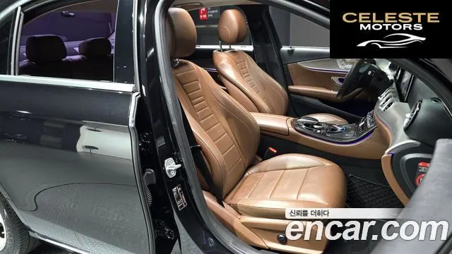 MERCEDES BENZ E-Classe W213 E200 Avantgarde 2017 — photo 10 sur 25