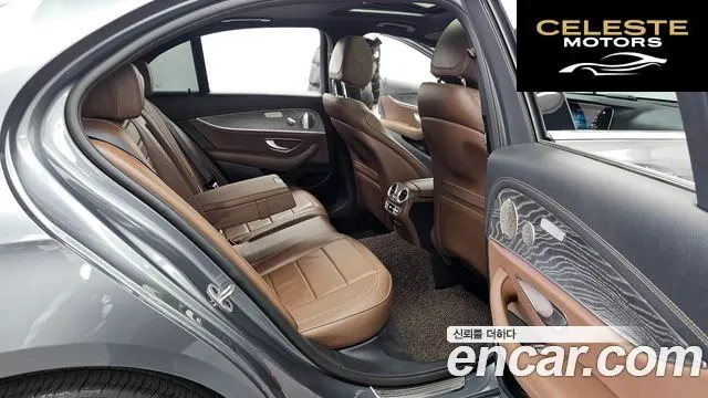 MERCEDES BENZ E-Classe W213 E350 4MATIC Avantgarde 2022 — photo 12 sur 20