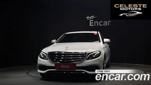 MERCEDES BENZ E-Classe W213 E300 4MATIC Exclusive 2018 — photo 3 sur 26