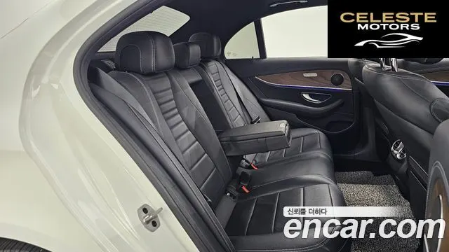 MERCEDES BENZ E-Classe W213 E250 Exclusive 2022 — photo 12 sur 20