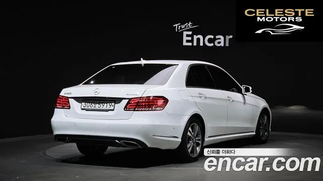 MERCEDES BENZ E-Classe W212 E220 Avantgarde 2016 — photo 2 sur 20