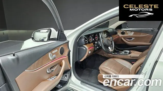 MERCEDES BENZ E-Classe W213 E300 Exclusive 2018 — photo 11 sur 20