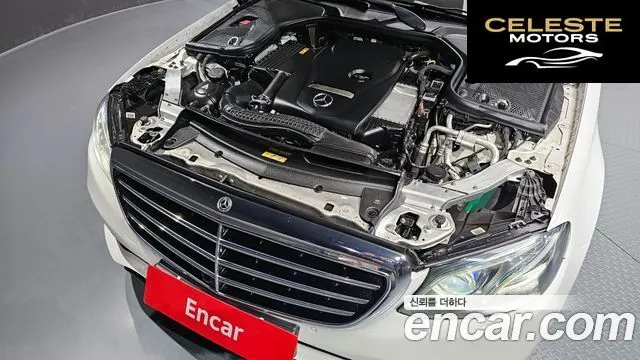 MERCEDES BENZ E-Classe W213 E300 Exclusive 2018 — photo 6 sur 20