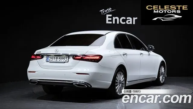 MERCEDES BENZ E-Classe W213 E250 Exclusive 2023 — photo 2 sur 26