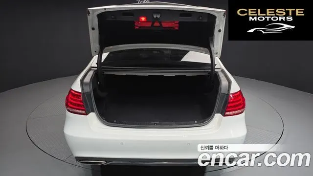MERCEDES BENZ E-Classe W212 E220 CDI Avantgarde 2014 — photo 20 sur 20
