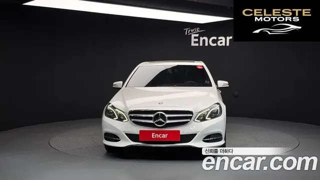 MERCEDES BENZ E-Classe W212 E220 CDI Avantgarde 2014 — photo 3 sur 20