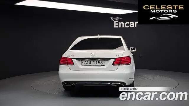 MERCEDES BENZ E-Classe W212 E220 CDI Avantgarde 2014 — photo 4 sur 20