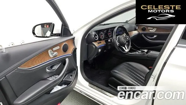MERCEDES BENZ E-Classe W213 E220d Exclusive 2019 — photo 10 sur 20