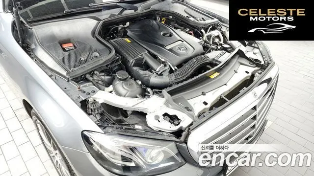 MERCEDES BENZ E-Classe W213 E300 4MATIC Exclusive 2018 — photo 6 sur 26