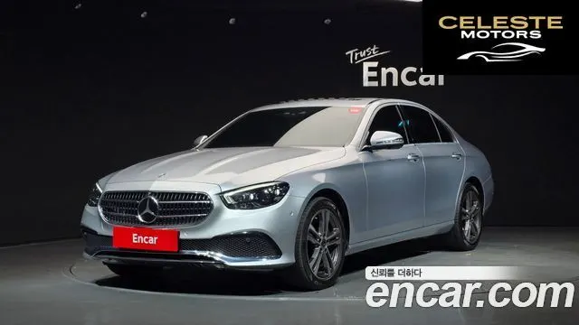 MERCEDES BENZ E-Classe W213 E350 4MATIC Avantgarde 2022 — photo 1 sur 20