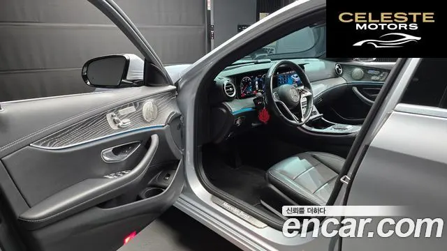 MERCEDES BENZ E-Classe W213 E350 4MATIC Avantgarde 2022 — photo 11 sur 20