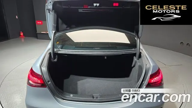MERCEDES BENZ E-Classe W213 E350 4MATIC Avantgarde 2022 — photo 20 sur 20