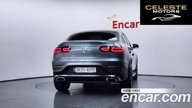 MERCEDES BENZ GLC-Classe X253 GLC300 4MATIC Coupé 2022 — photo 4 sur 20