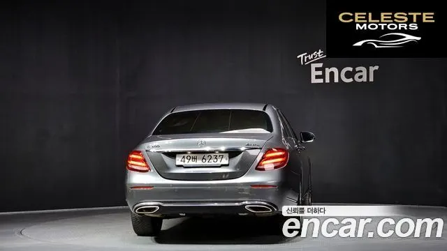 MERCEDES BENZ E-Classe W213 E300 4MATIC Exclusive 2018 — photo 4 sur 26