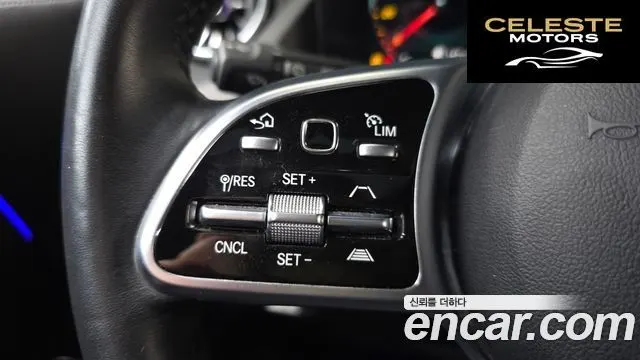 MERCEDES BENZ GLA-Classe H247 GLA220 2021 — photo 18 sur 20