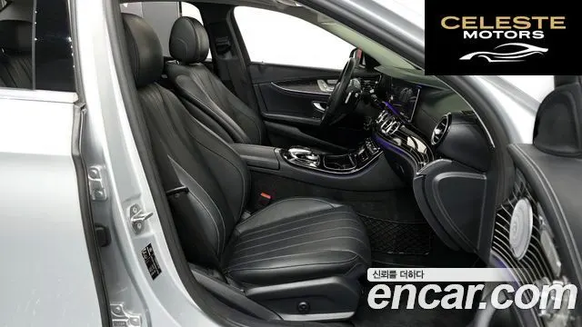 MERCEDES BENZ E-Classe W213 E400 4MATIC Exclusive 2017 — photo 11 sur 20