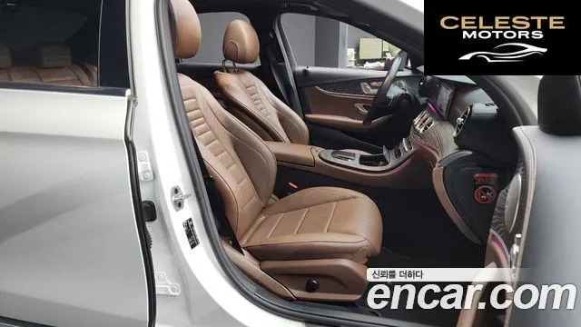 MERCEDES BENZ E-Classe W213 E350 4MATIC Exclusive 2023 — photo 11 sur 20
