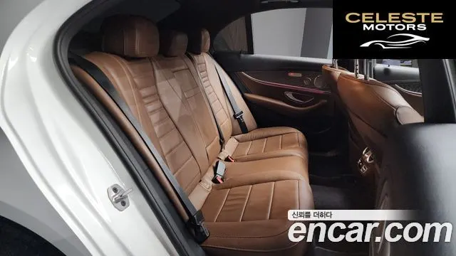 MERCEDES BENZ E-Classe W213 E350 4MATIC Exclusive 2023 — photo 12 sur 20
