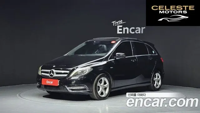 MERCEDES BENZ B-Classe W246 B200 CDI Sport 2012 — photo 22 sur 25