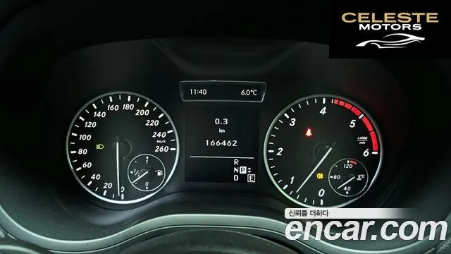 MERCEDES BENZ B-Classe W246 B200 CDI Sport 2012 — photo 8 sur 25