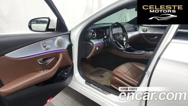 MERCEDES BENZ E-Classe W213 E350 4MATIC Avantgarde 2021 — photo 10 sur 26