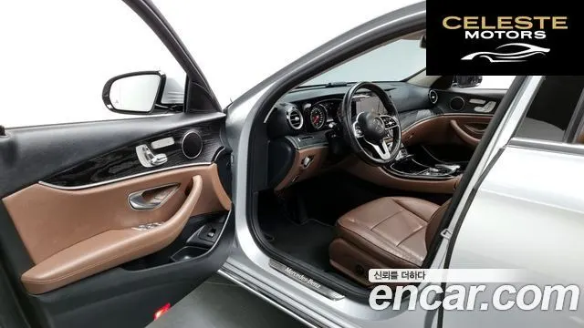 MERCEDES BENZ E-Classe W213 E220d Avantgarde 2019 — photo 10 sur 20