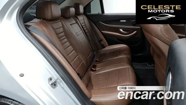 MERCEDES BENZ E-Classe W213 E220d Avantgarde 2019 — photo 12 sur 20