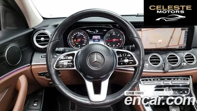 MERCEDES BENZ E-Classe W213 E220d Avantgarde 2019 — photo 13 sur 20