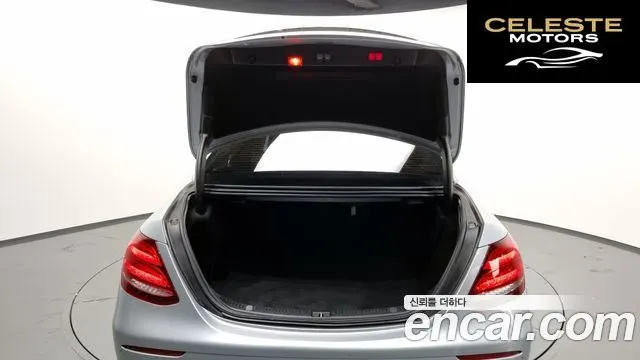 MERCEDES BENZ E-Classe W213 E220d Avantgarde 2019 — photo 20 sur 20