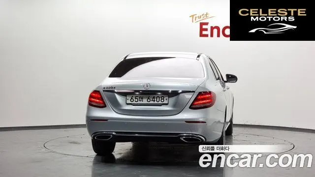 MERCEDES BENZ E-Classe W213 E220d Avantgarde 2019 — photo 4 sur 20