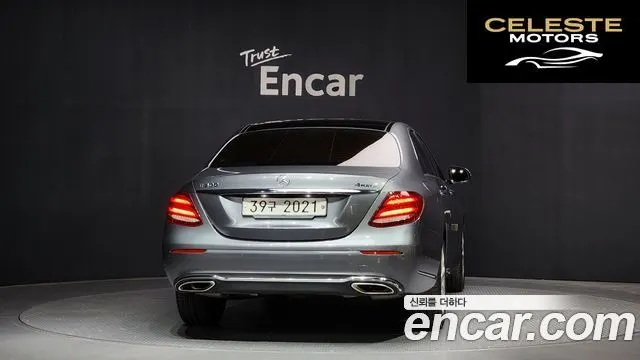 MERCEDES BENZ E-Classe W213 E300 4MATIC Exclusive 2019 — photo 4 sur 20