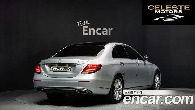 MERCEDES BENZ E-Classe W213 E300 Exclusive 2017 — photo 2 sur 20