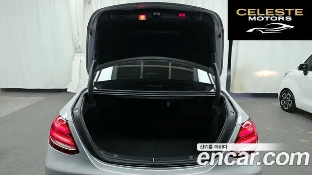 MERCEDES BENZ E-Classe W213 E300 Exclusive 2017 — photo 20 sur 20
