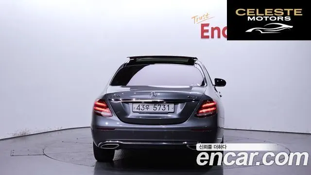 MERCEDES BENZ E-Classe W213 E300 4MATIC Exclusive 2019 — photo 4 sur 20