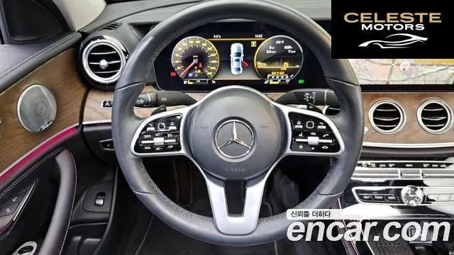MERCEDES BENZ E-Classe W213 E300 4MATIC Exclusive 2019 — photo 13 sur 20